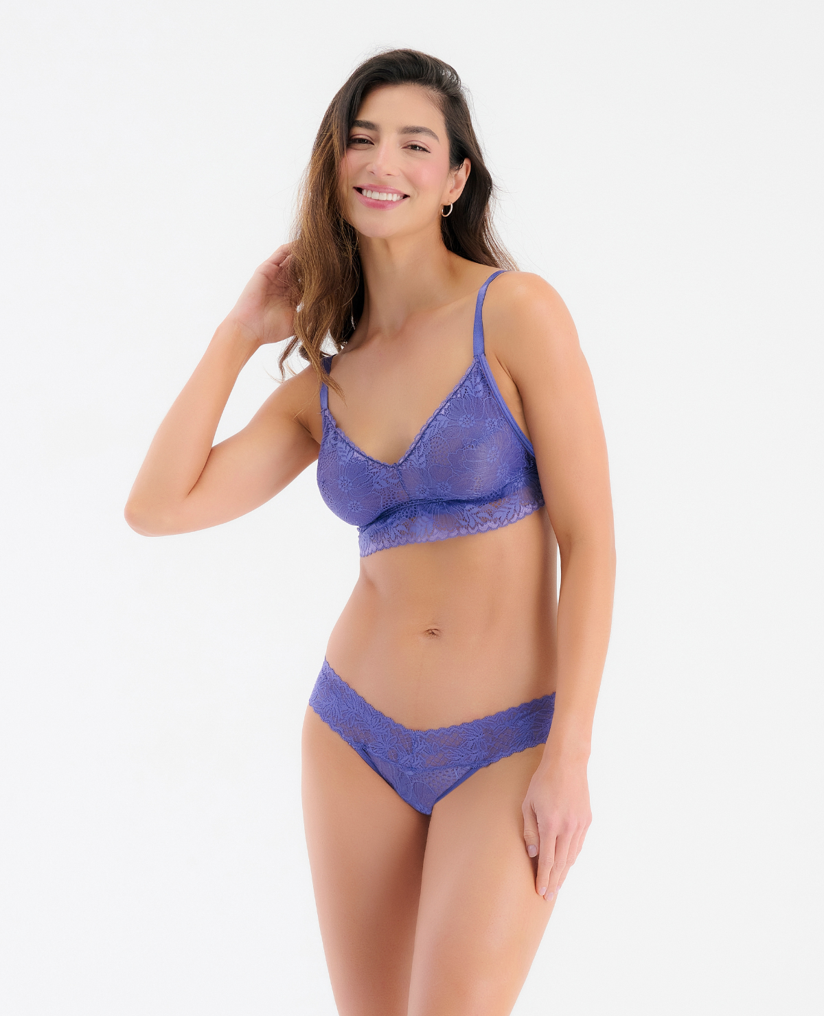 BRALETTE TRIANGULAR | EN ENCAJE | ELÁSTICO EN BASE