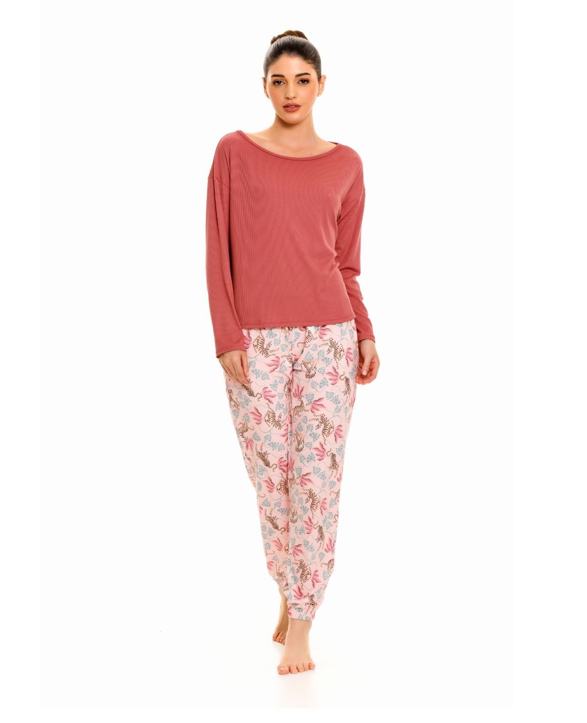 BUZO DE PIJAMA | CUELLO TIPO BANDEJA | MANGA LARGA | SILUETA LARGA _ REF: 17637