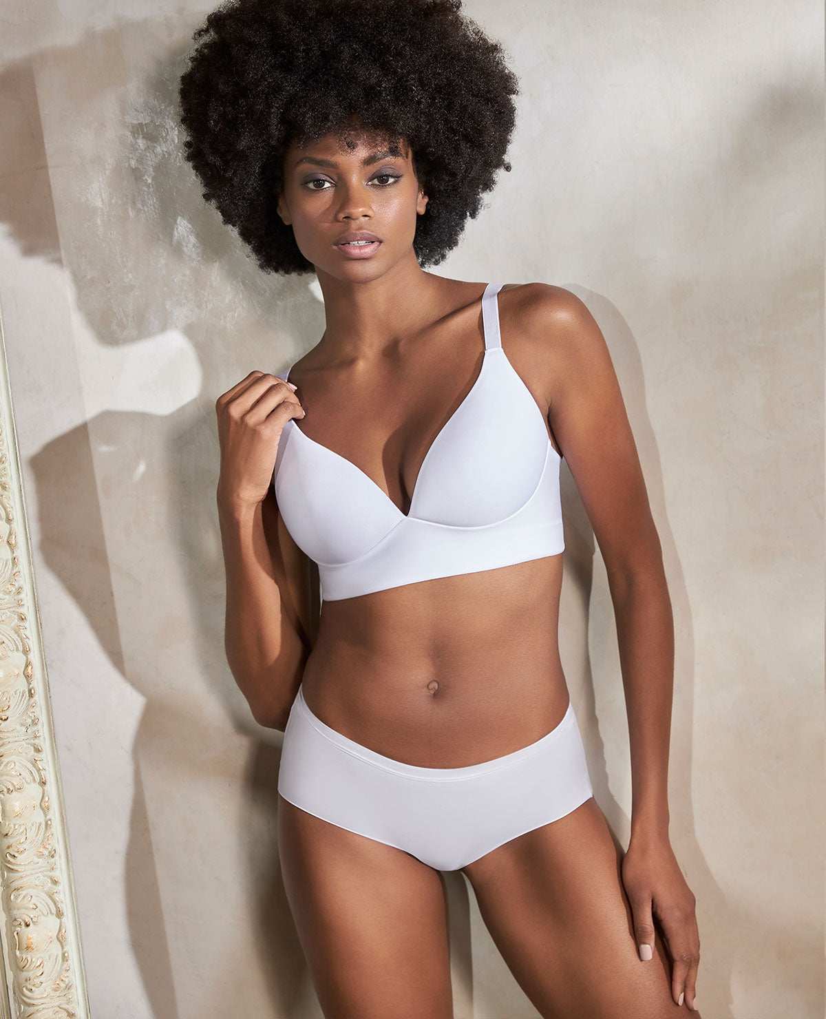 BRASIER REALCE NATURAL | SIN ARCOS | CORTE ANATÓMICO | CARGADERAS GRADUABLES_ REF: 47070