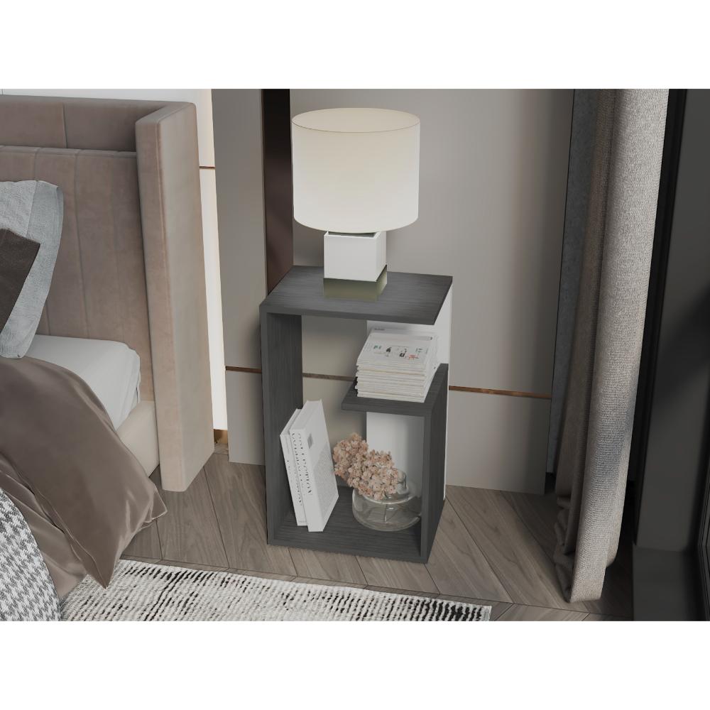 MESA DE NOCHE EVERT, ROBLE Y GRIS, CON DISEÑO MODERNO Y ESPACIO PARA UBICAR OBJETOS X2