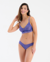 BRALETTE TRIANGULAR | EN ENCAJE | ELÁSTICO EN BASE