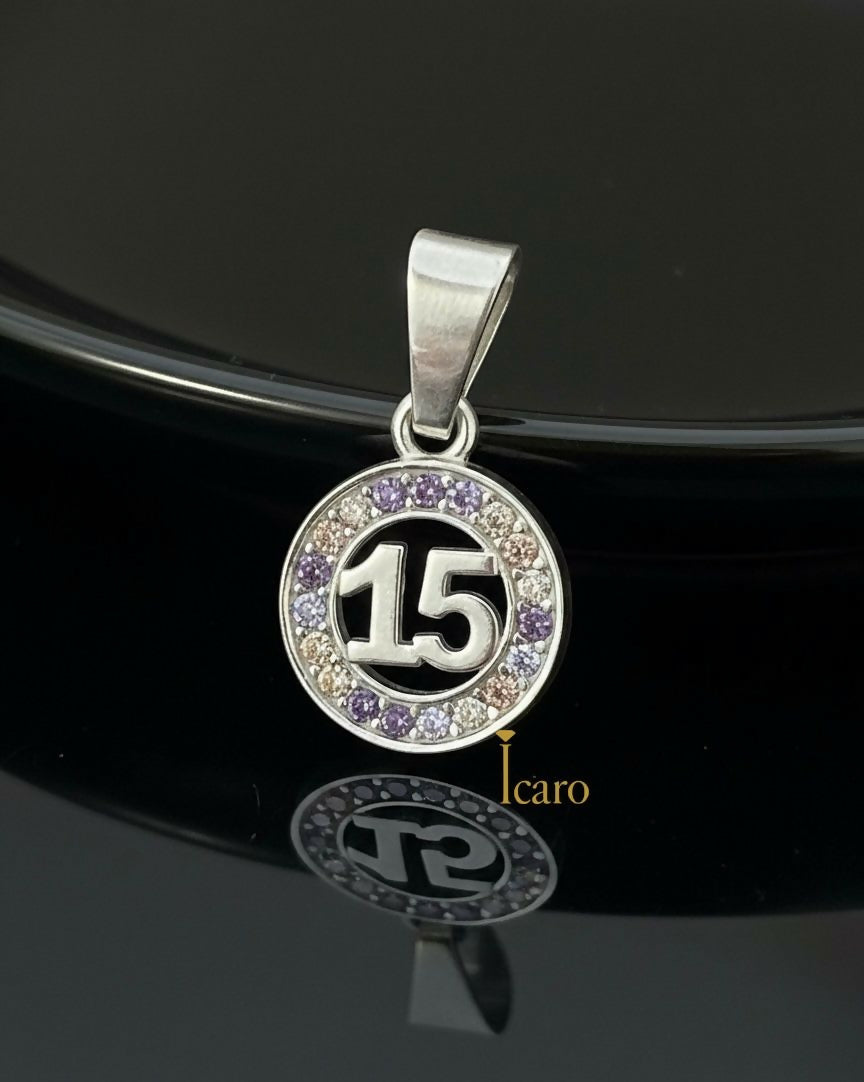 DIJE 15 AÑOS CON CIRCONES REDONDO