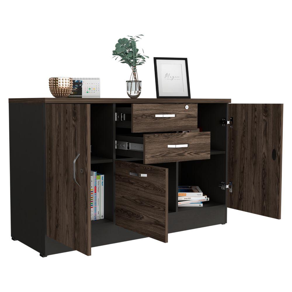 MESA AUXILIAR NAKARAT, CHOCOLATE Y WENGUE, CON TRES PUERTAS ESPACIOS PARA COLOCAR Y ALMACENAR OBJETOS