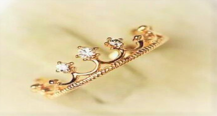ANILLO CORONA 15 AÑOS CON CIRCONES