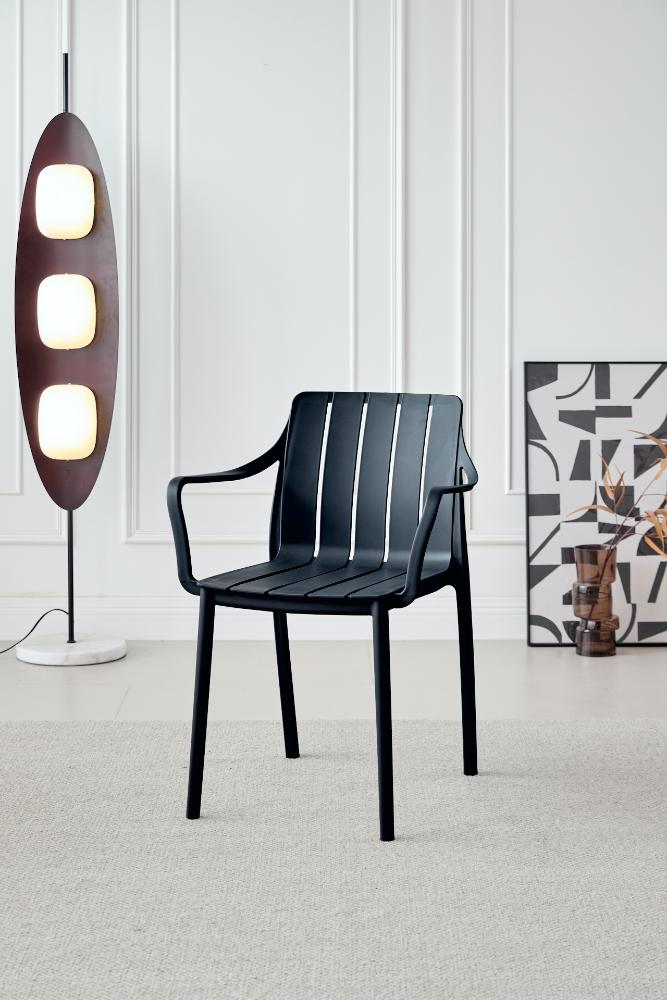 SILLA ALICE CON BRAZOS, COLOR NEGRO, CON ESPALDAR Y DISEÑO MINIMALISTA X4