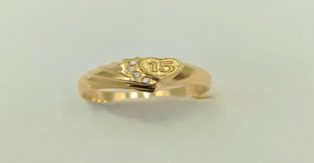 ANILLO 15 AÑOS CONCHA