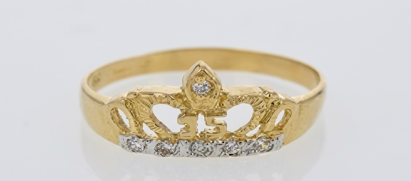ANILLO DE QUINCE CORONA CON PIEDRAS